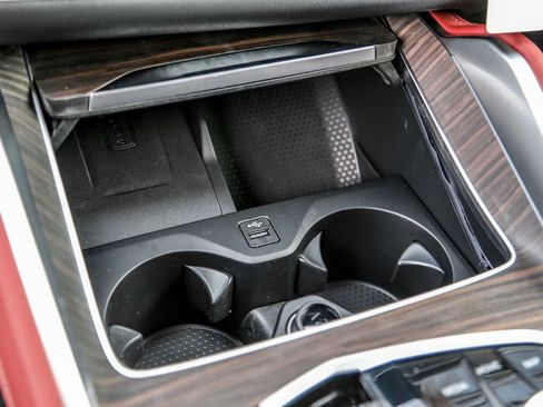 New 2026 BMW X6 xDrive40i w/ Executive Package image 15