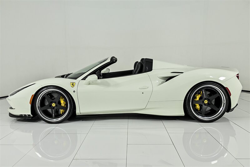 Used 2022 Ferrari F8 Tributo RWD image 9