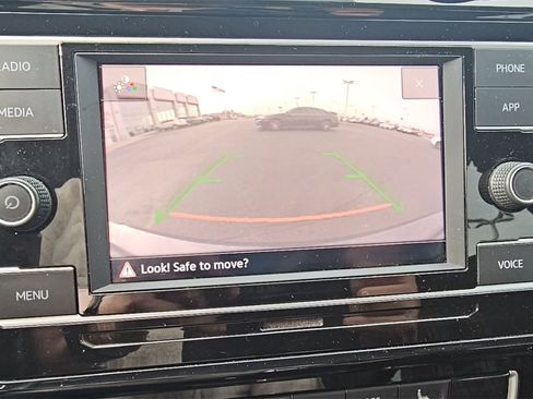 Used 2020 Volkswagen GTI S image 17