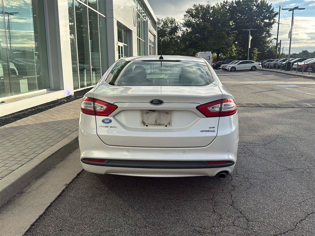 Used 2014 Ford Fusion SE w/ Equipment Group 502A FWD image 6