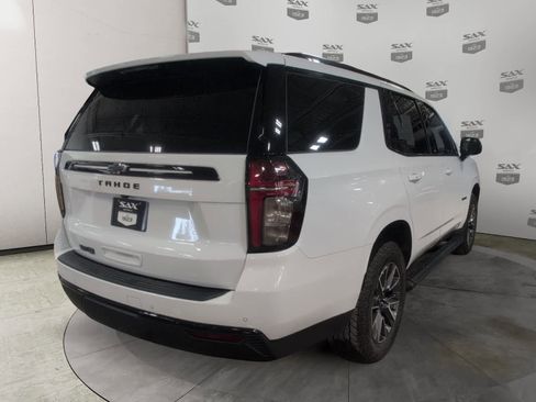 Used 2024 Chevrolet Tahoe Z71 w/ Luxury Package image 5