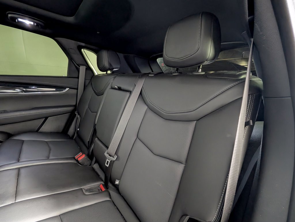 Used 2022 Cadillac XT5 Premium Luxury w/ Technology Package FWD image 23