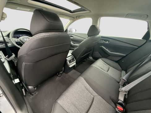 New 2025 Honda Accord SE image 19