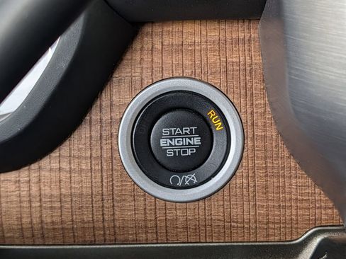 Used 2021 RAM 3500 Limited image 17