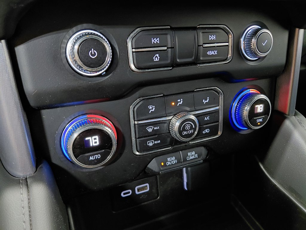 Used 2024 GMC Yukon SLE AWD/4WD image 29