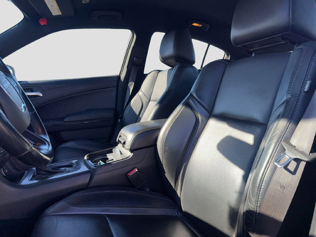 Used 2019 Dodge Charger SXT w/ Plus Group AWD/4WD image 7