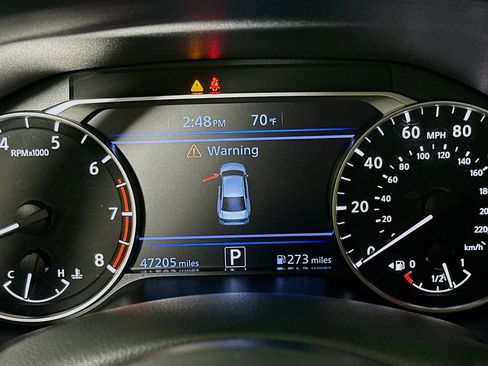 Used 2024 Nissan Altima 2.5 SV image 18