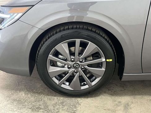 New 2026 Nissan Sentra SL FWD image 7
