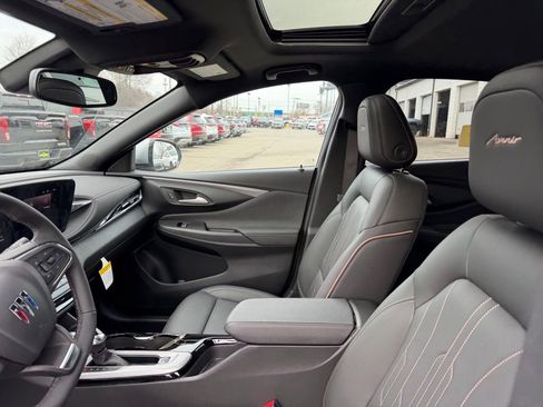 New 2026 Buick Envista Avenir image 16