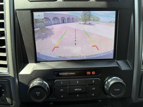 Used 2020 Ford F250 XLT image 11