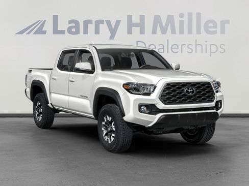 Used 2023 Toyota Tacoma TRD Off-Road w/ TRD Premium Off Road Package image 6