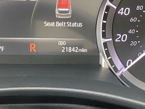 Certified 2022 Toyota Highlander Platinum image 32