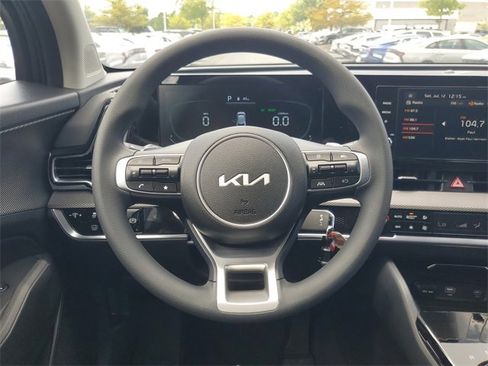 New 2025 Kia Sportage LX image 12