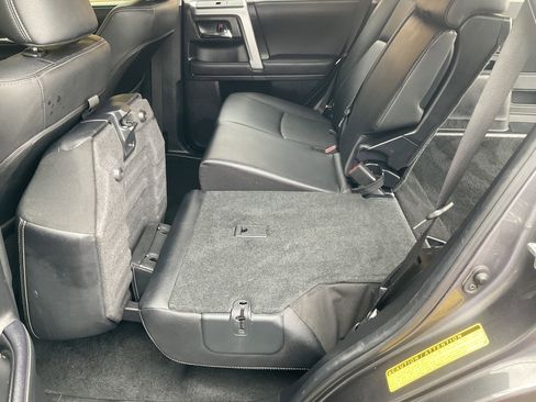 Used 2022 Toyota 4Runner TRD Sport image 40