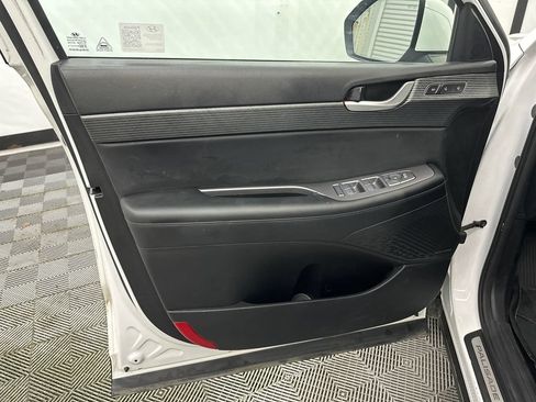 Used 2024 Hyundai Palisade Limited FWD image 9