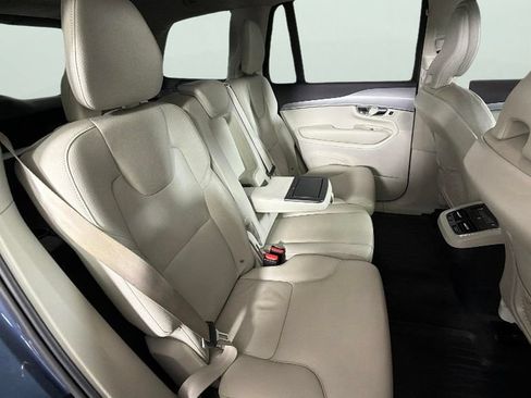 Used 2023 Volvo XC90 B5 Core w/ Protection Package Premier AWD/4WD image 31