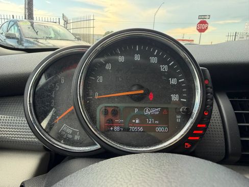 Used 2015 MINI Cooper 2-Door Hardtop FWD image 15