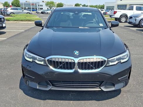 Used 2022 BMW 330i xDrive Sedan w/ Driving Assistance Package AWD/4WD image 2