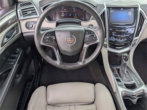 Used 2014 Cadillac SRX Luxury image 7