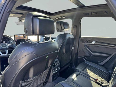 Used 2023 Audi SQ5 Premium Plus w/ Premium Plus Package image 37