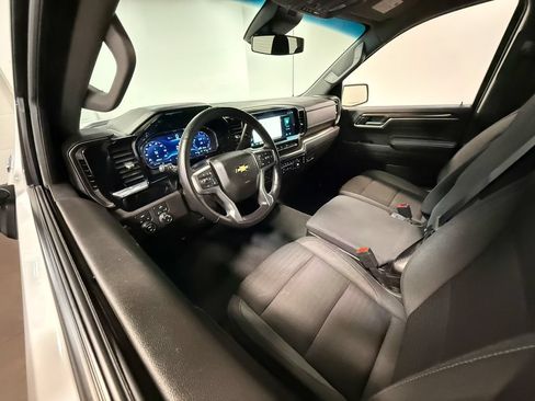 Used 2023 Chevrolet Silverado 1500 LT AWD/4WD image 57