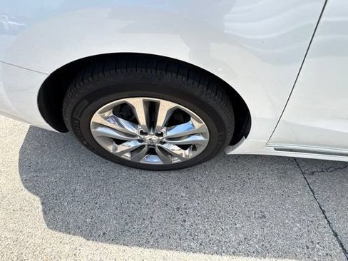 Used 2018 Kia Sedona SX Limited FWD image 29