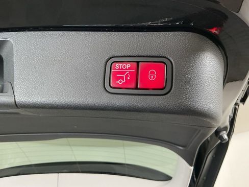 Used 2015 Mercedes-Benz ML 250 BlueTEC 4MATIC image 27