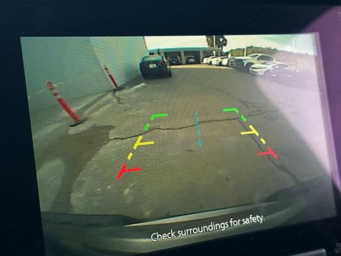 Used 2024 Nissan Frontier SV image 20