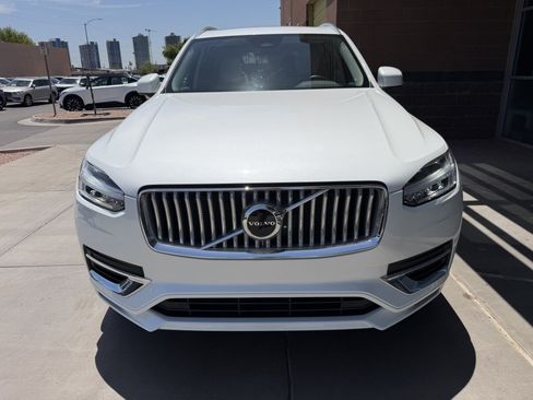Used 2025 Volvo XC90 T8 Core w/ Protection Package Premier AWD/4WD image 10