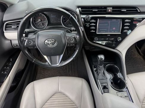 Used 2020 Toyota Camry SE w/ Cold Weather Package AWD/4WD image 11