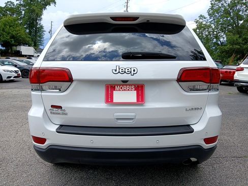 Used 2021 Jeep Grand Cherokee Laredo image 7
