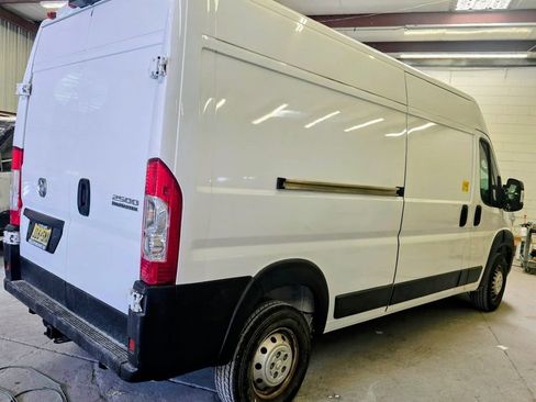 Used 2023 RAM ProMaster 2500 FWD image 6