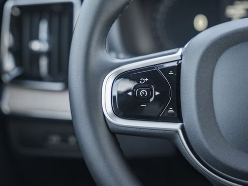 New 2026 Volvo XC90 T8 Plus image 29