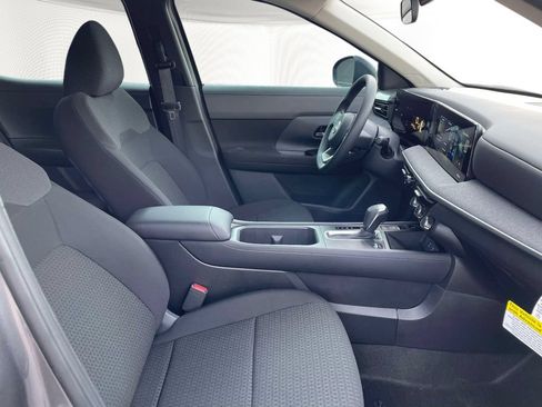 New 2026 Nissan Kicks S FWD image 9