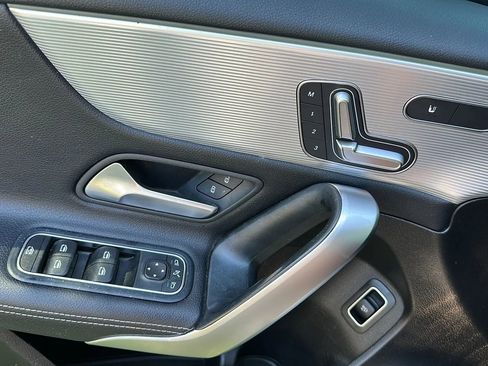 Used 2020 Mercedes-Benz A 220 4MATIC w/ Premium Package image 38