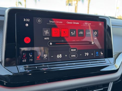 Certified 2025 Volkswagen Atlas Peak Edition SE image 26