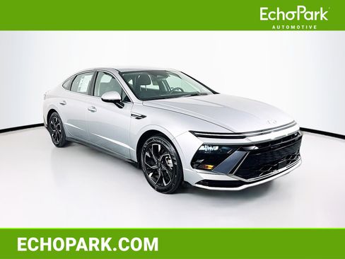 Used 2025 Hyundai Sonata SEL image 1