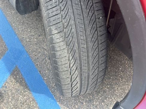 Used 2017 Toyota RAV4 XLE image 2