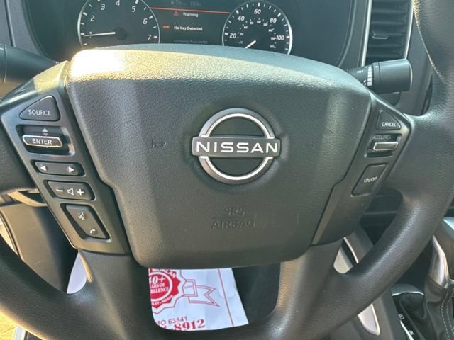 Used 2023 Nissan Frontier SV AWD/4WD image 17