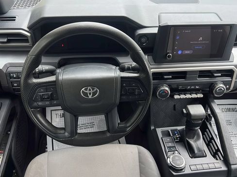 Used 2024 Toyota Tacoma SR5 AWD/4WD image 12