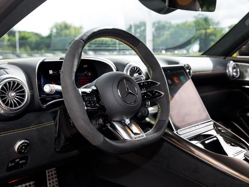 Used 2026 Mercedes-Benz AMG GT 63 image 30