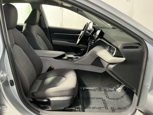 Used 2024 Toyota Camry LE FWD image 25