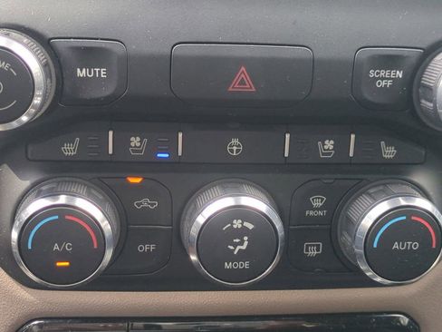 Used 2022 RAM 1500 Laramie RWD image 26