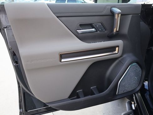 New 2025 GMC Hummer EV 3X w/ Battery Pack, 24 Module Pack image 10