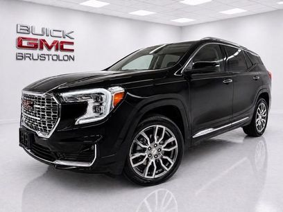 Used 2023 GMC Terrain Denali