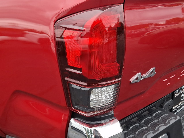 Used 2023 Toyota Tacoma SR5 AWD/4WD image 10