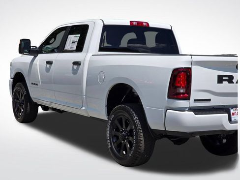 New 2026 RAM 2500 Big Horn AWD/4WD image 41