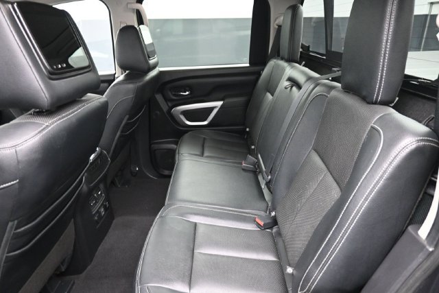 Used 2021 Nissan Titan SL w/ Moonroof Package AWD/4WD image 21