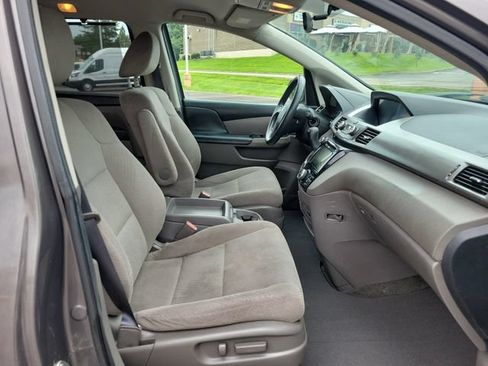 Used 2016 Honda Odyssey SE image 23