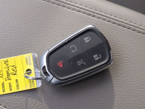 Used 2019 Cadillac XT4 Premium Luxury image 34